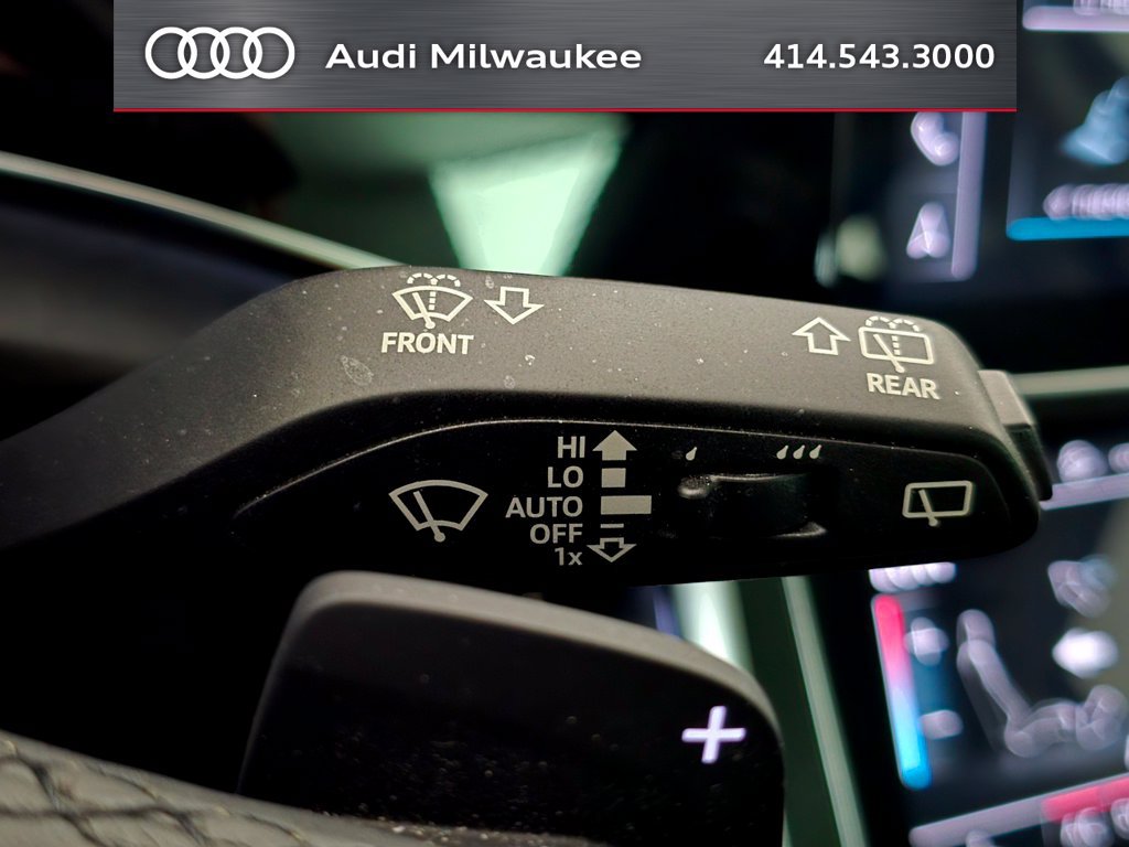 Used 2023 Audi Q7 2.0T Premium w/ Convenience Package AWD/4WD image 38