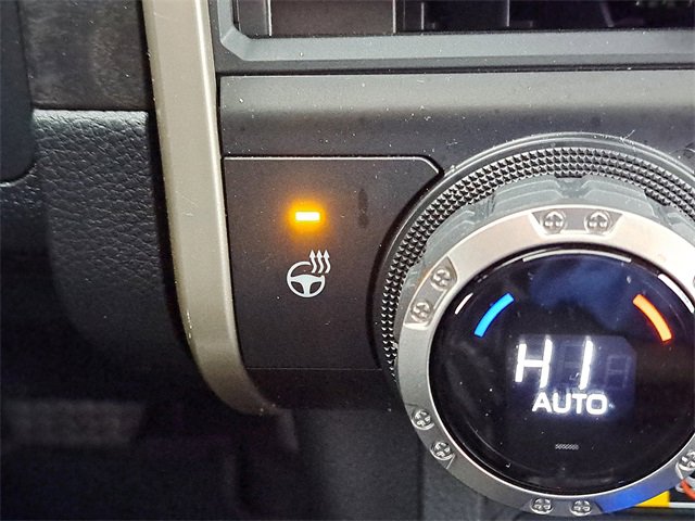 Used 2024 Toyota Tacoma Limited image 16