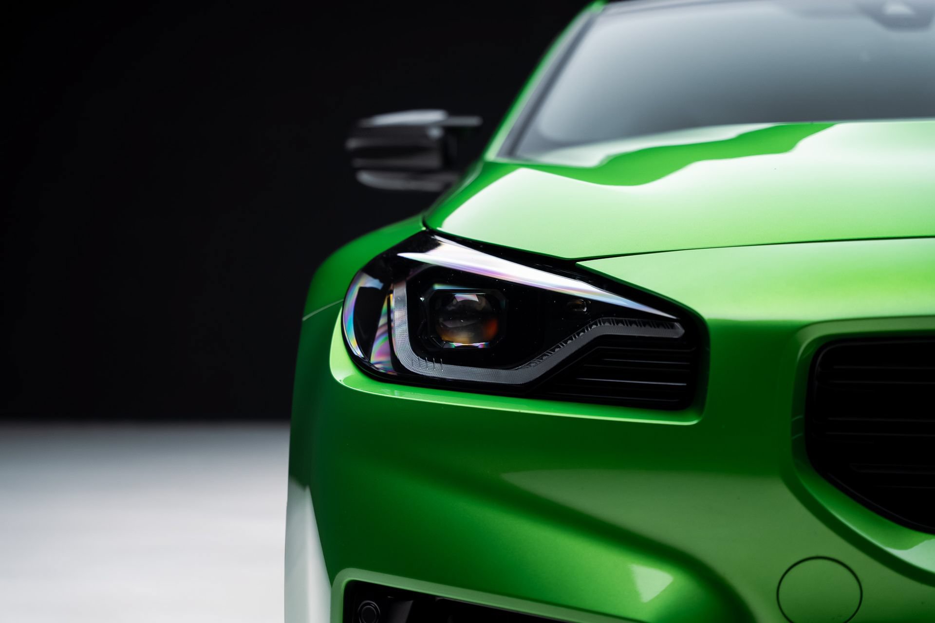 Used 2025 BMW M2 w/ Lighting Package RWD image 9