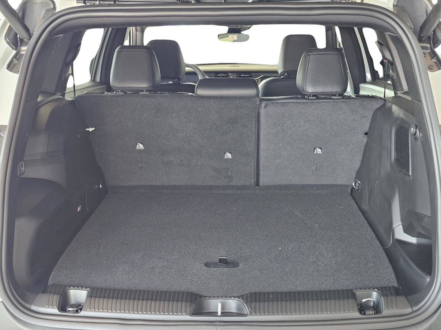 New 2026 Jeep Cherokee Overland image 11