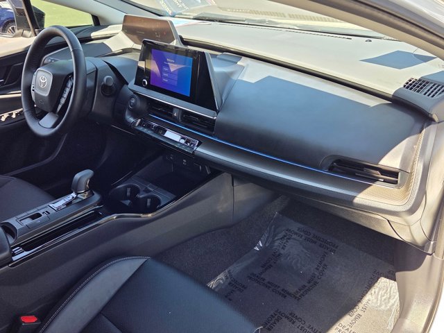 Used 2024 Toyota Prius XLE image 21