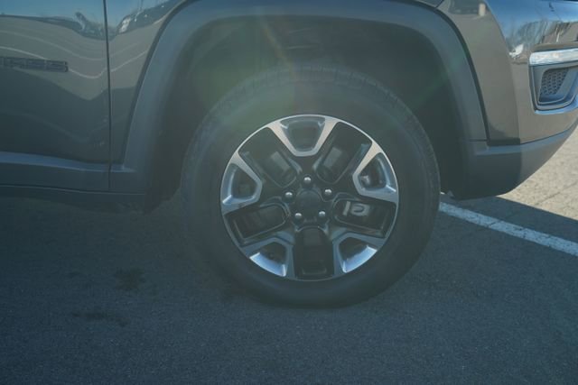 Used 2018 Jeep Compass Trailhawk w/ Leather Interior Group image 46