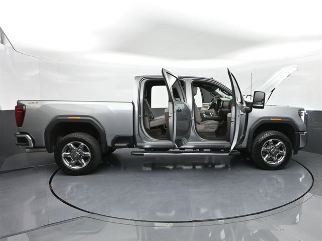 Used 2025 GMC Sierra 2500 SLT w/ SLT Premium Package image 52