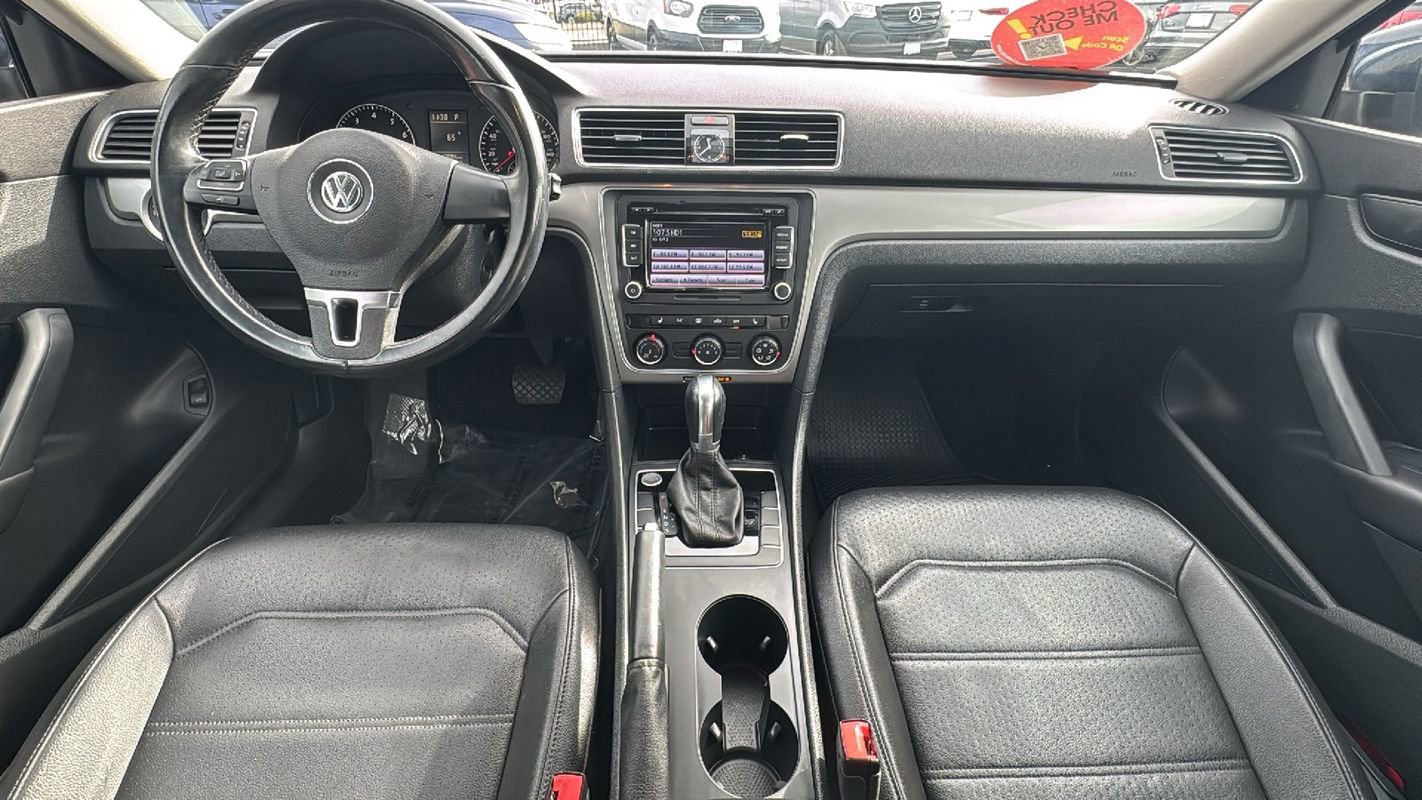 Used 2015 Volkswagen Passat 1.8T Limited Edition image 13