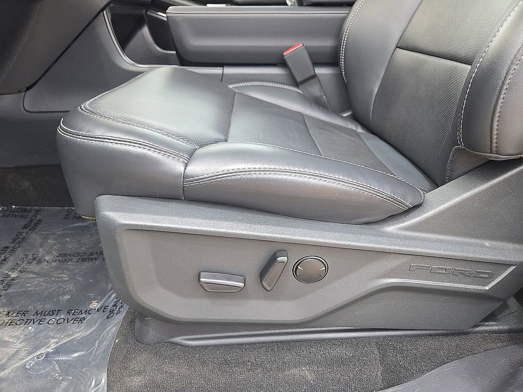 Used 2025 Ford Expedition Max Platinum AWD/4WD image 24