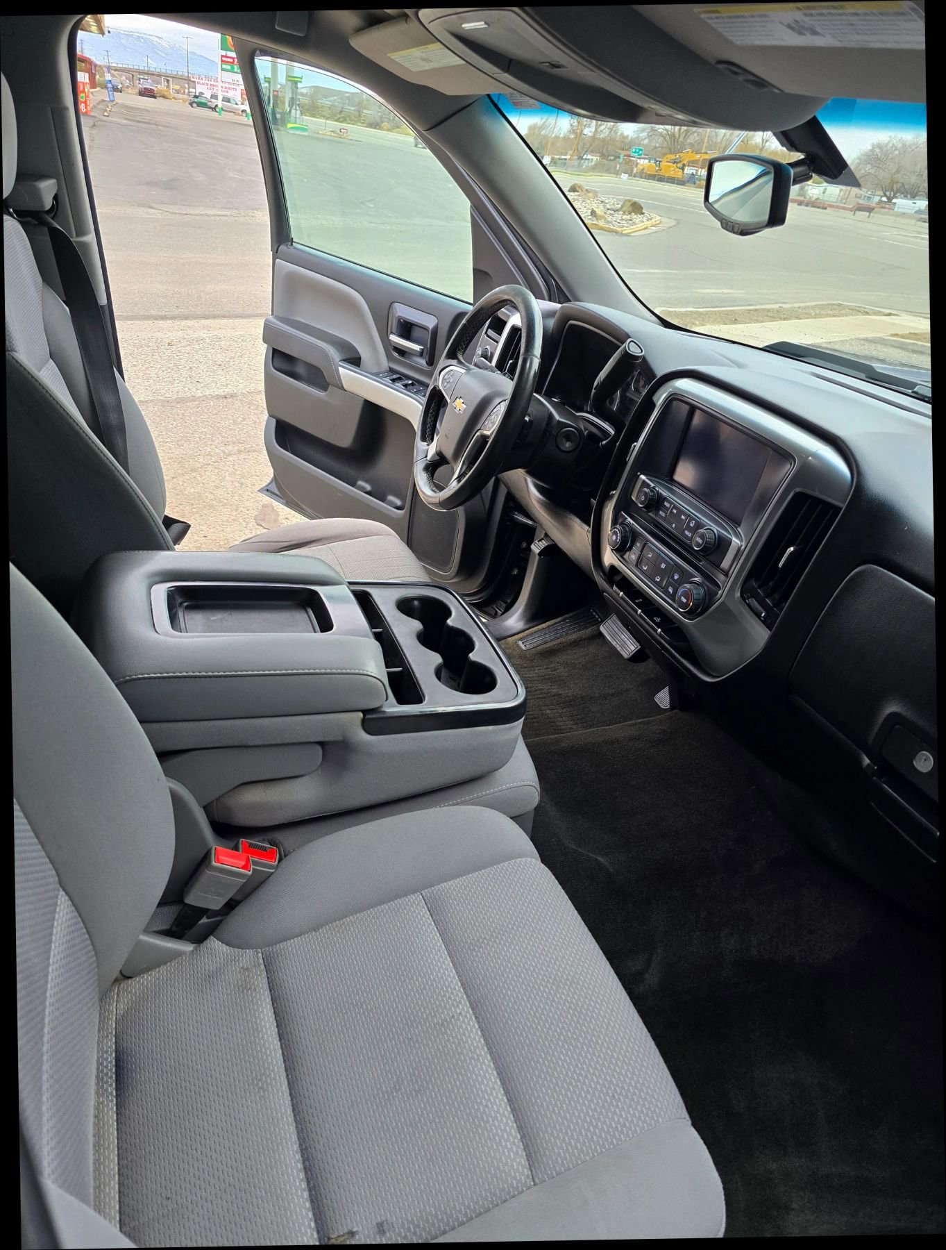 Used 2018 Chevrolet Silverado 1500 LT image 9