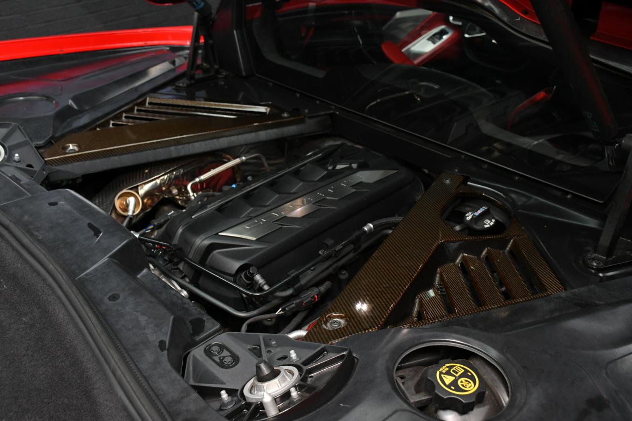 Used 2020 Chevrolet Corvette Stingray Premium Cpe w/ 3LT Preferred Equipment Group image 24