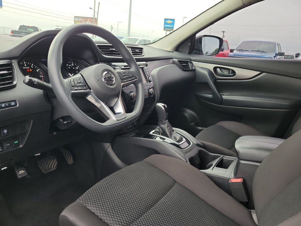 Used 2020 Nissan Rogue Sport S w/ Appearance Package AWD/4WD image 21