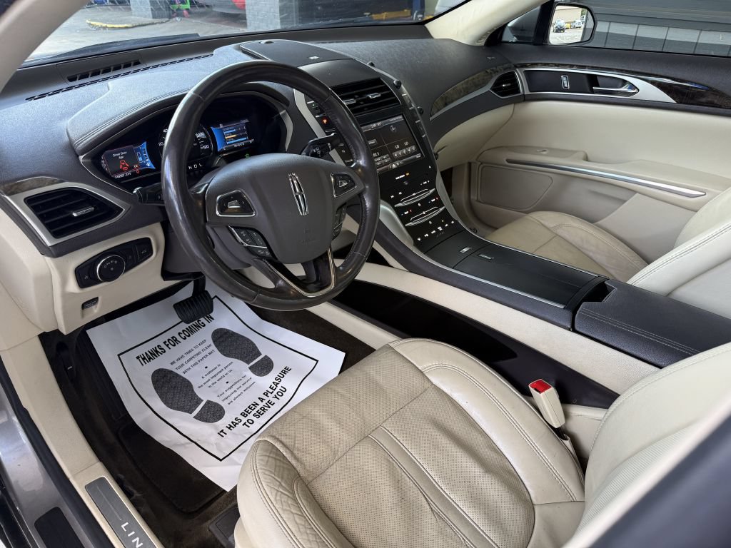 Used 2015 Lincoln MKZ Hybrid w/ Equipment Group 202A Reserve FWD image 10