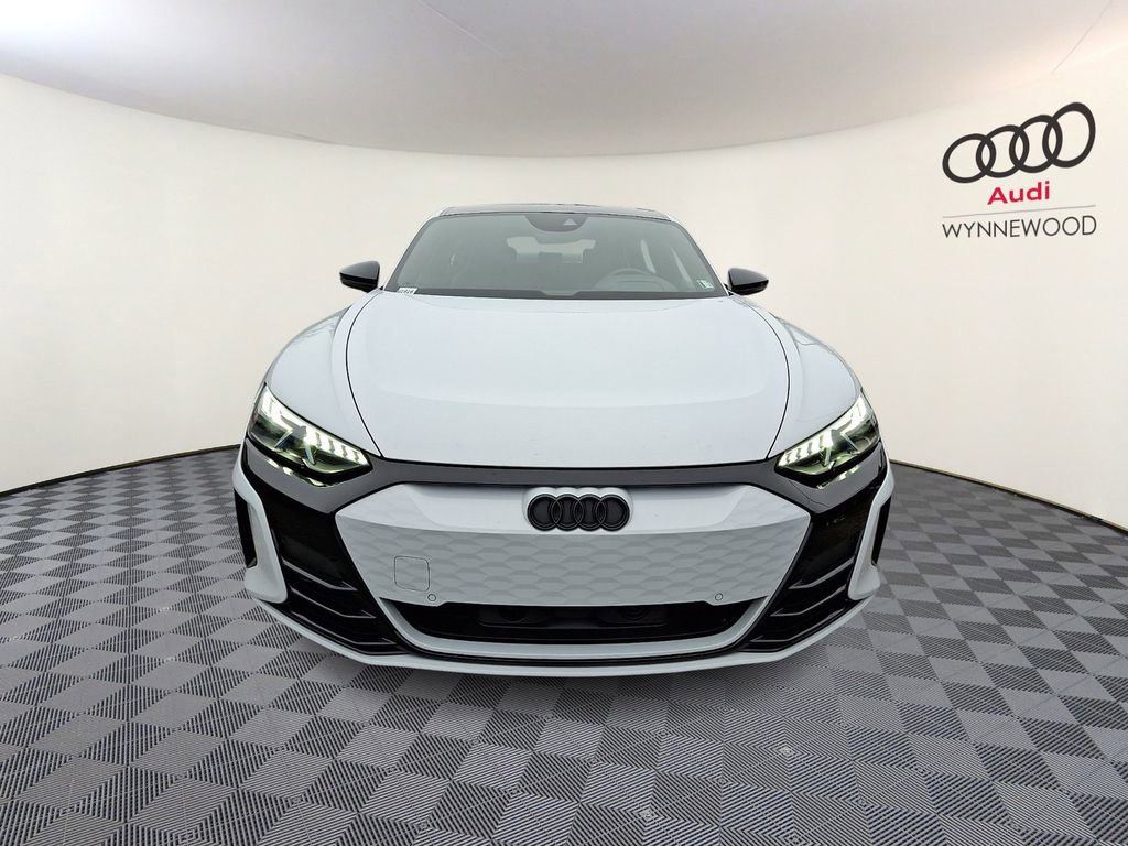 Used 2023 Audi e-tron GT Premium Plus w/ Performance Package image 2