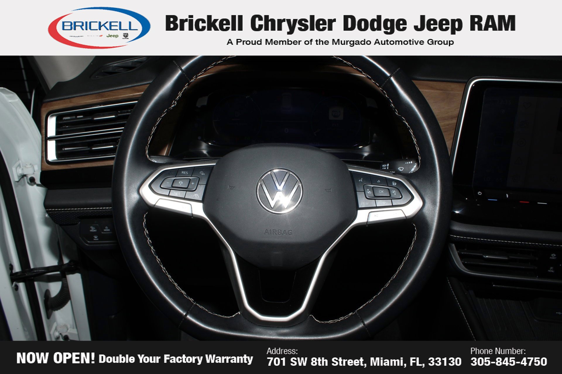 Used 2025 Volkswagen Atlas SE FWD image 35