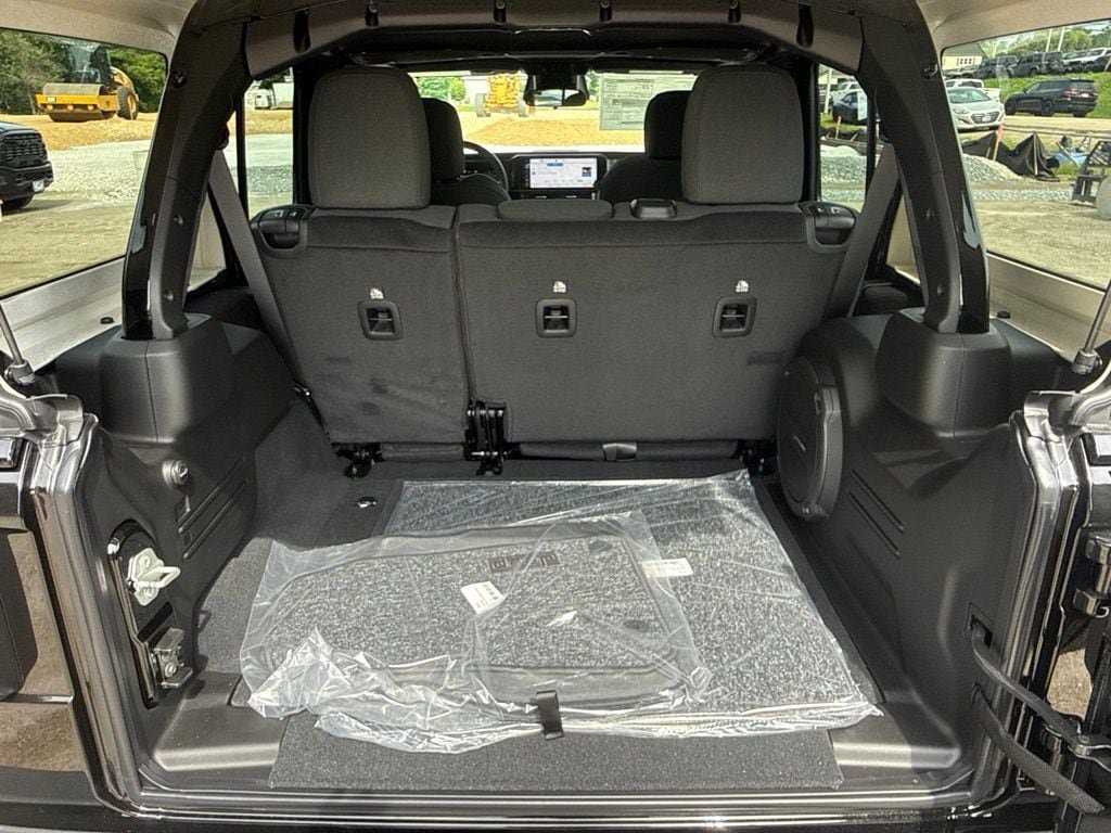 New 2026 Jeep Wrangler Unlimited Sport AWD/4WD image 22