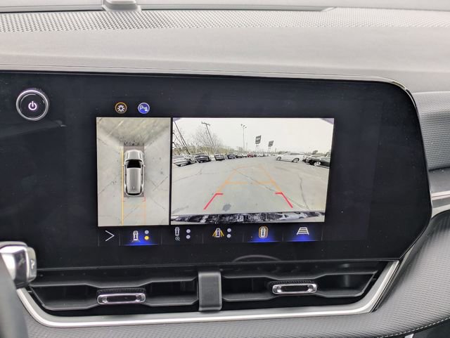 Used 2025 Chevrolet Equinox LT w/ Convenience Package II image 22