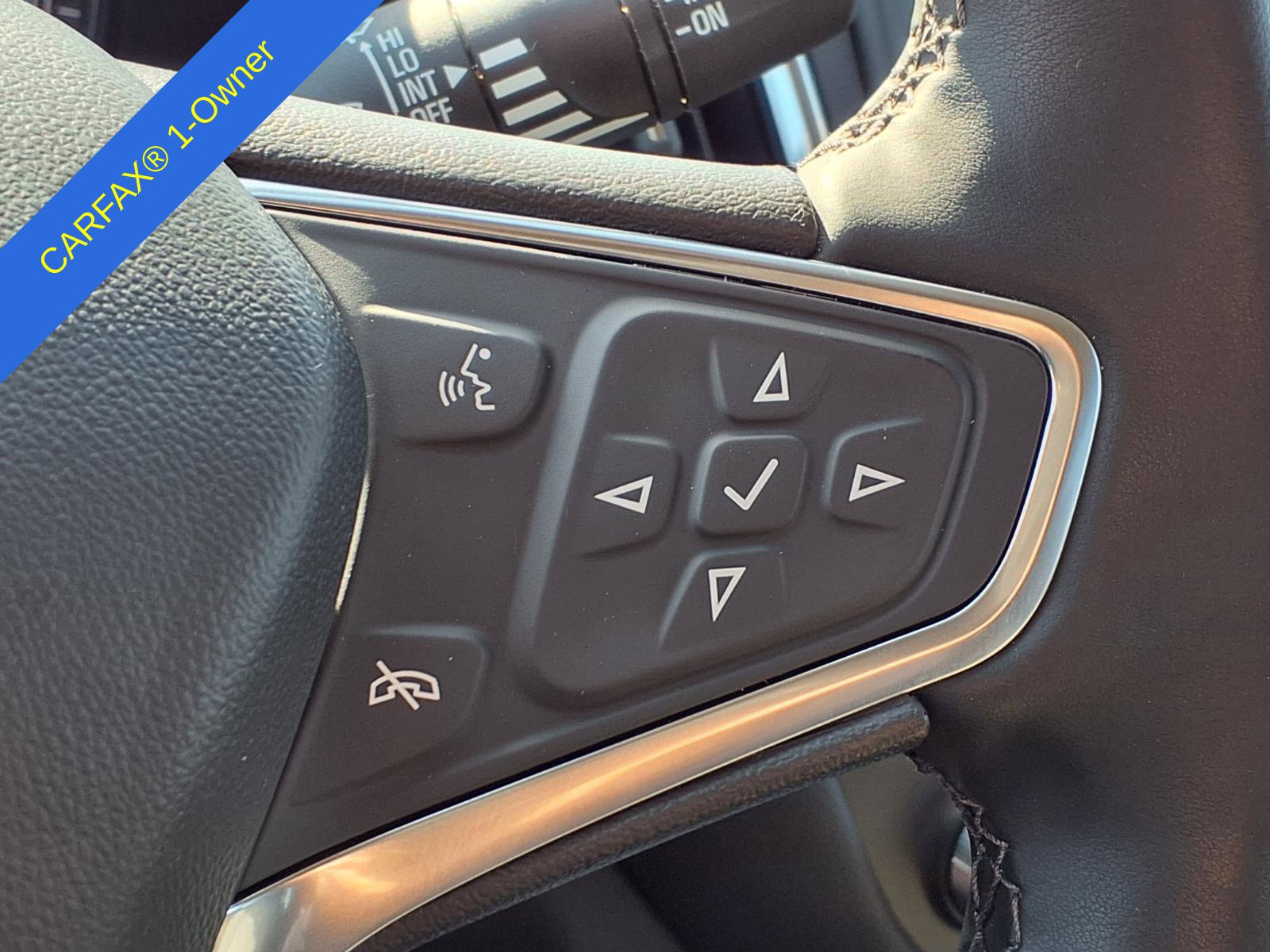 Used 2024 Chevrolet Equinox LT FWD image 28