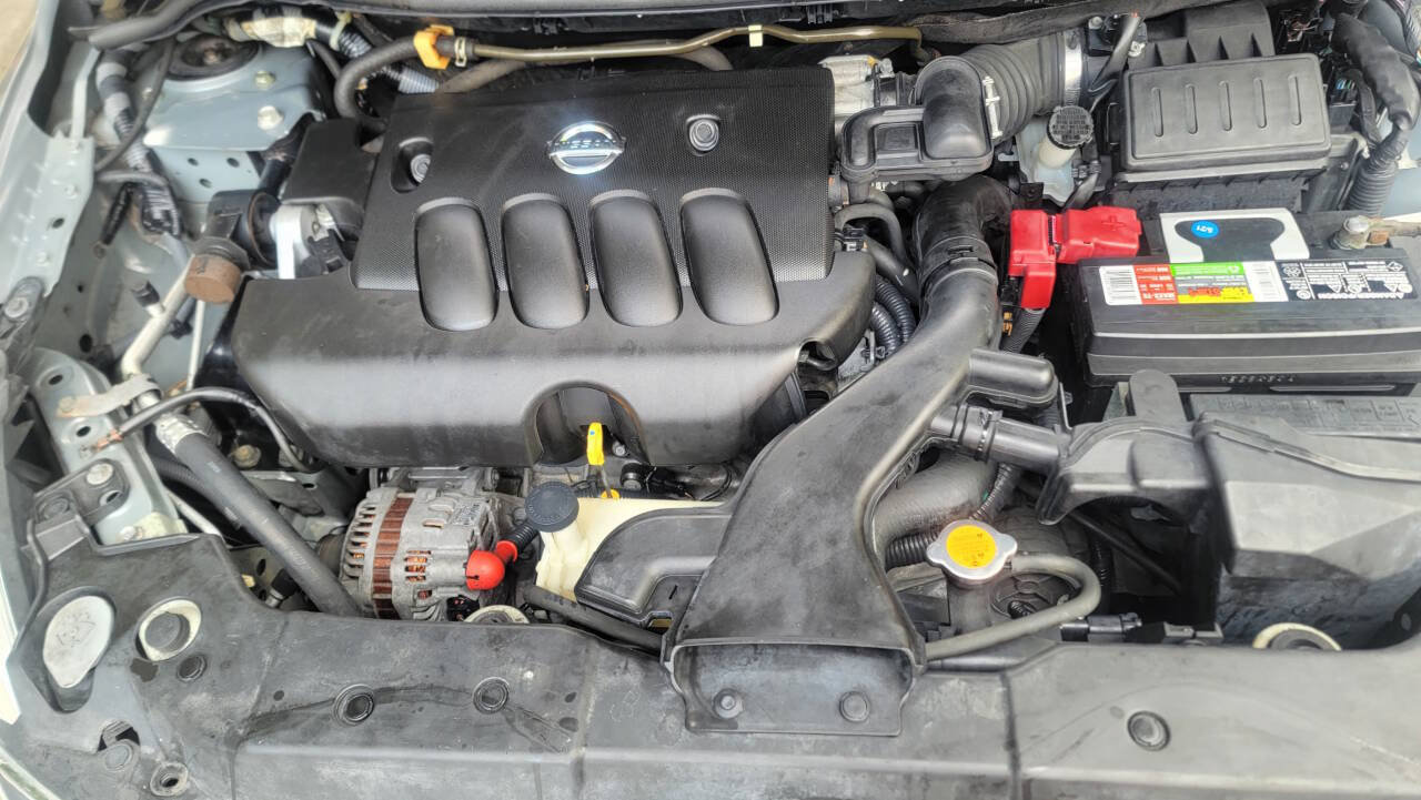 Used 2010 Nissan Versa 1.8 S w/ PWR Plus Pkg FWD image 15