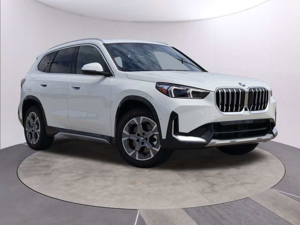 New 2025 BMW X1 xDrive28i w/ Technology Package