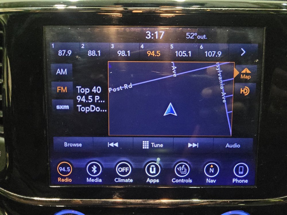 Used 2019 Jeep Grand Cherokee High Altitude image 25