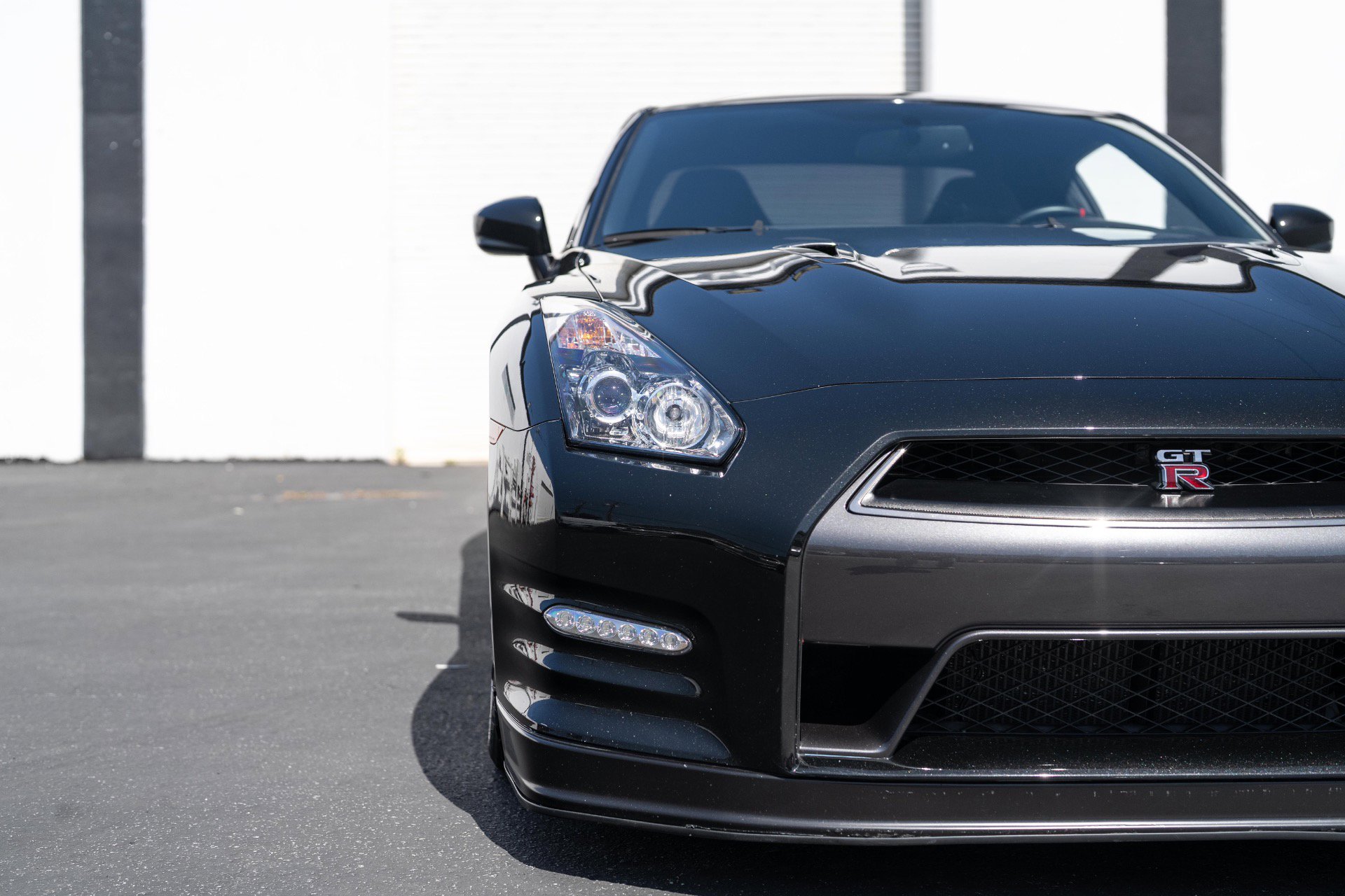 Used 2013 Nissan GT-R Black Edition AWD/4WD image 17