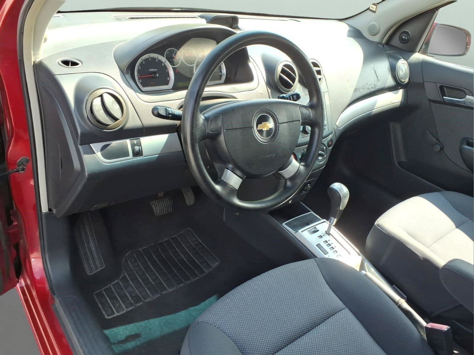 Used 2011 Chevrolet Aveo LT FWD image 20