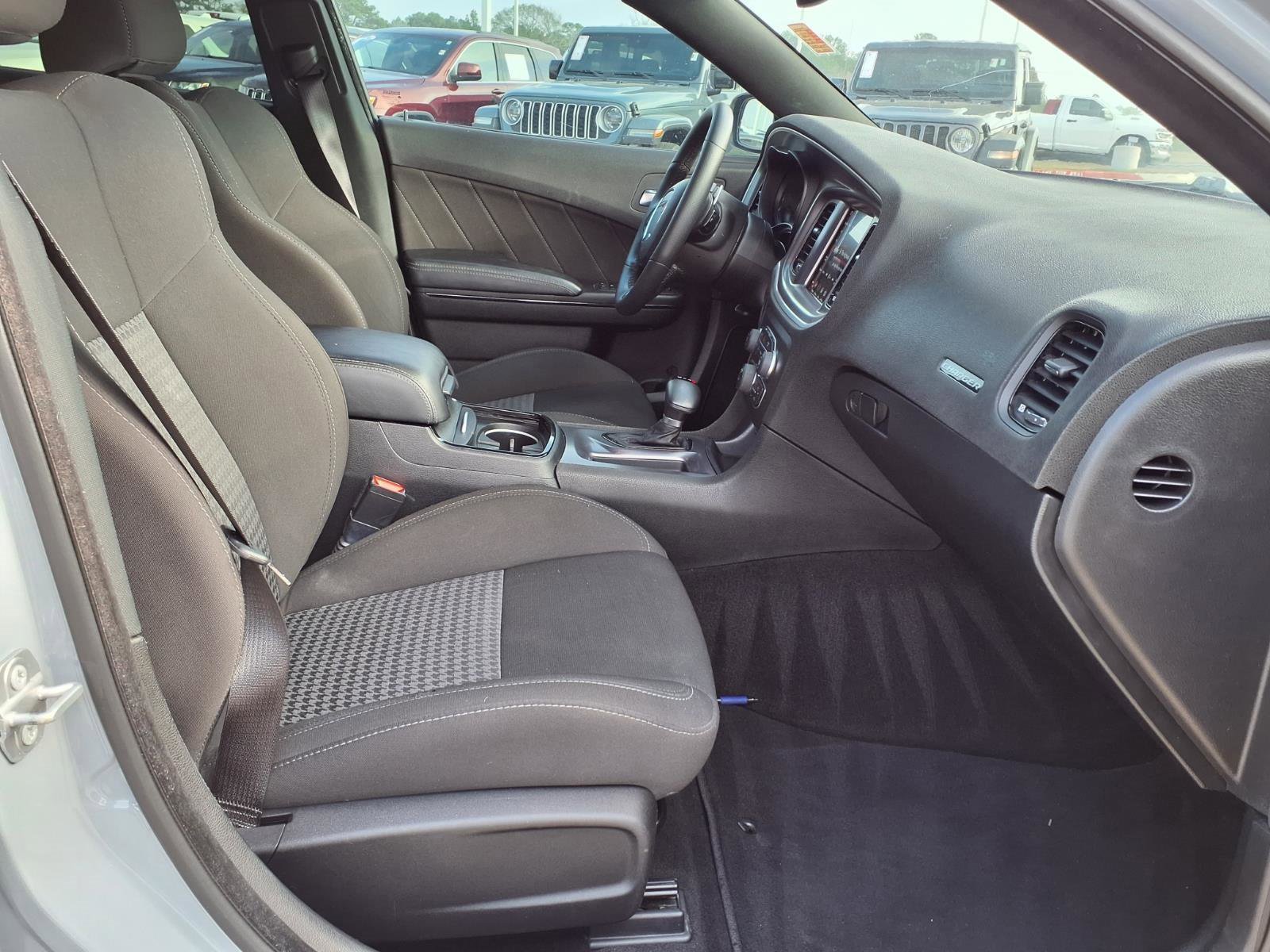 Used 2021 Dodge Charger GT w/ Driver Convenience Group image 17