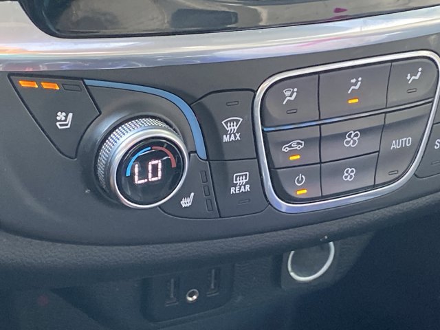 Used 2019 Chevrolet Traverse Premier AWD/4WD image 27
