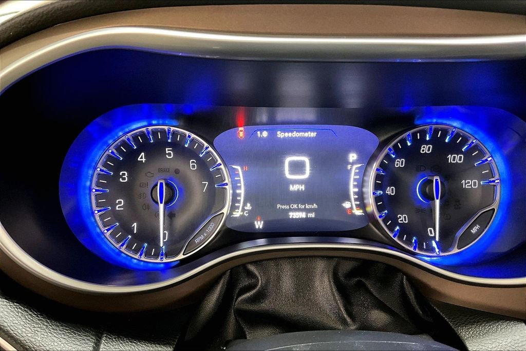 Used 2018 Chrysler Pacifica Touring-L Plus w/ Advanced Safetytec Group image 20