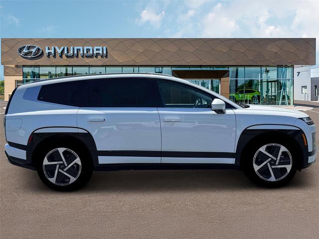 New 2026 Hyundai Ioniq 9 Limited image 8