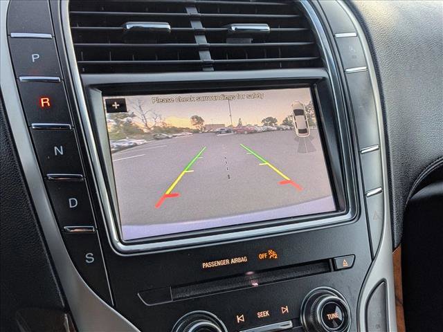 Used 2019 Lincoln Nautilus Select image 13