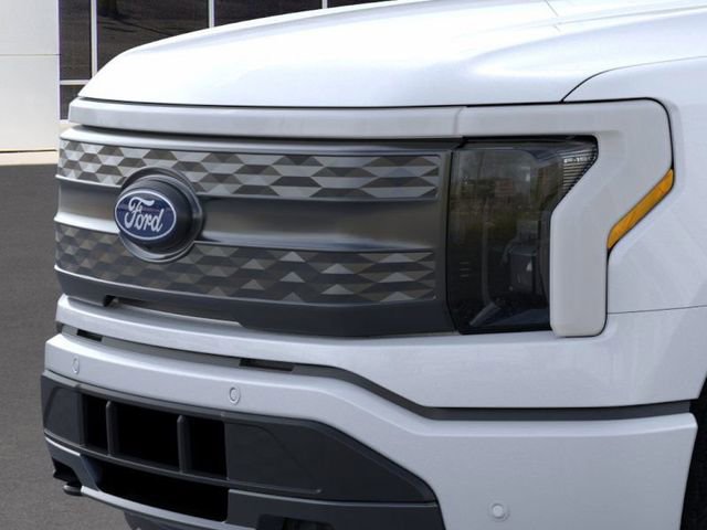 New 2025 Ford F150 Lightning Lariat AWD/4WD image 17