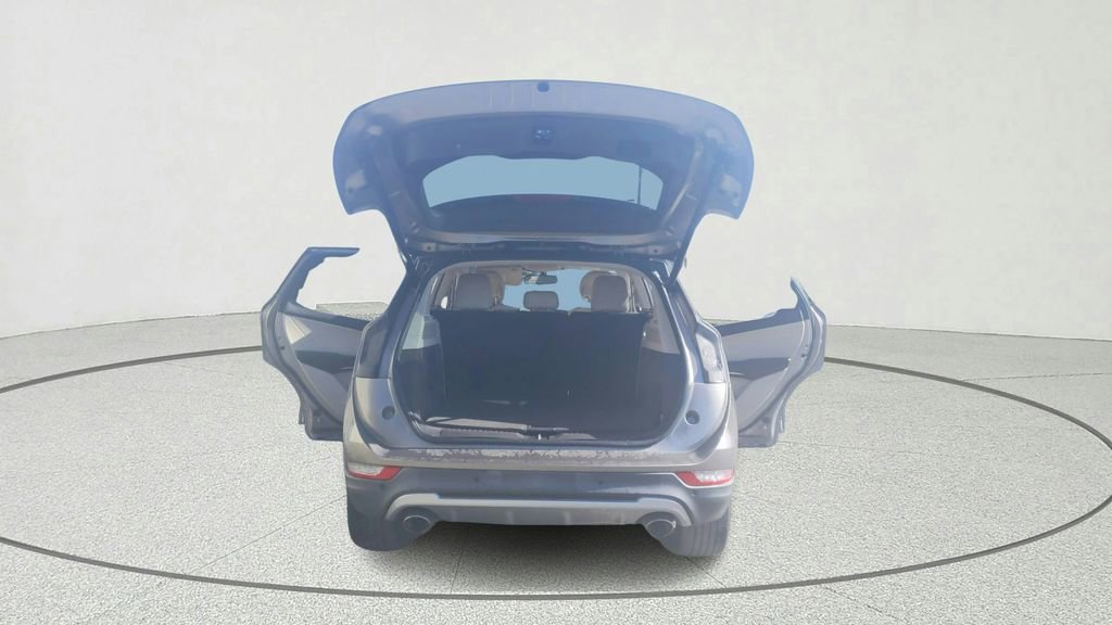 Used 2019 Lincoln MKC Select w/ Select Plus Package FWD image 12