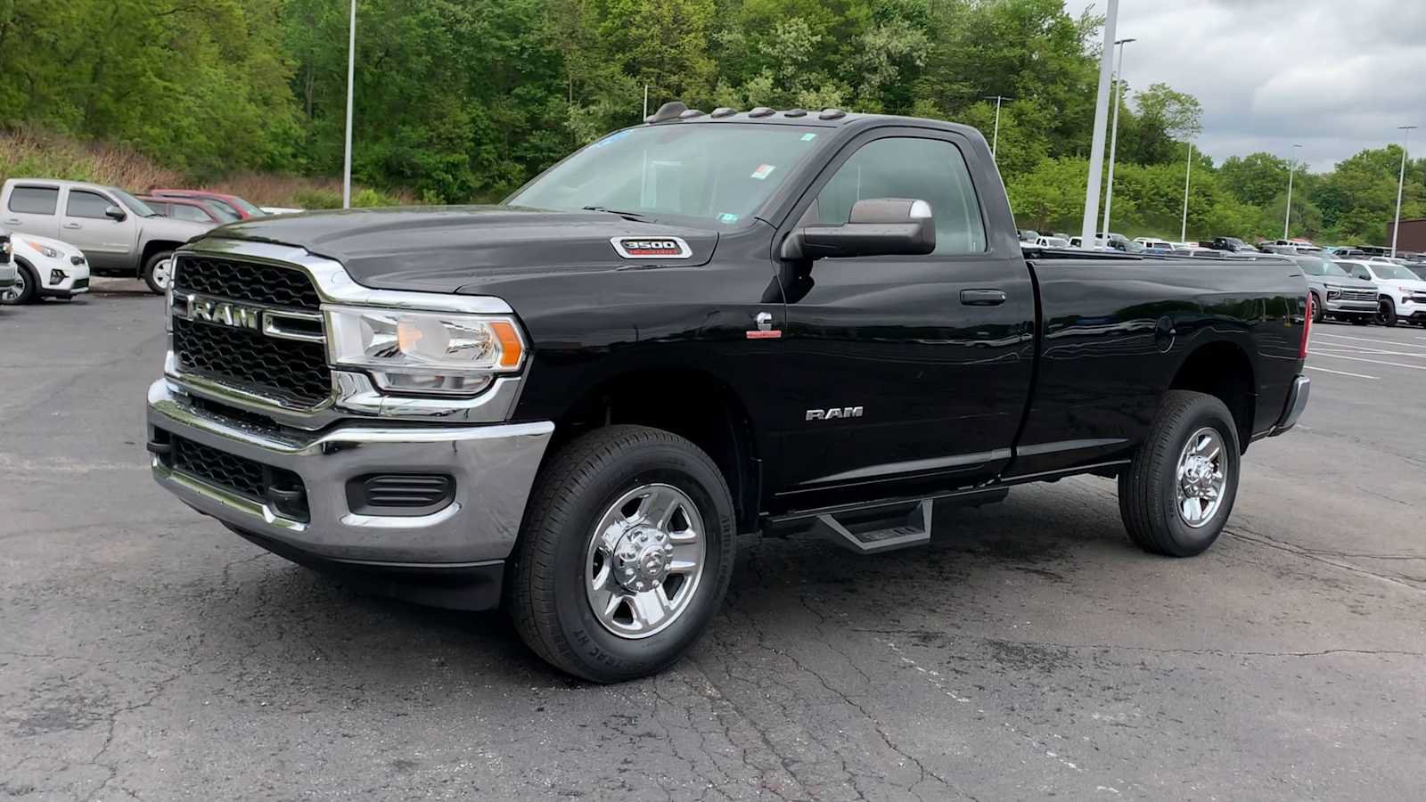Used 2019 RAM 3500 Tradesman AWD/4WD image 4