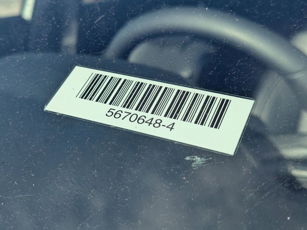 Used 2025 Jeep Compass Limited image 33