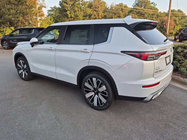 New 2026 Mitsubishi Outlander SE FWD image 5