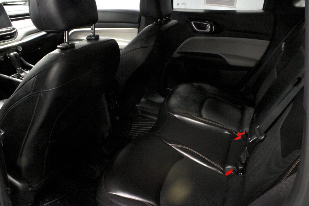 Used 2023 Jeep Compass Limited AWD/4WD image 21