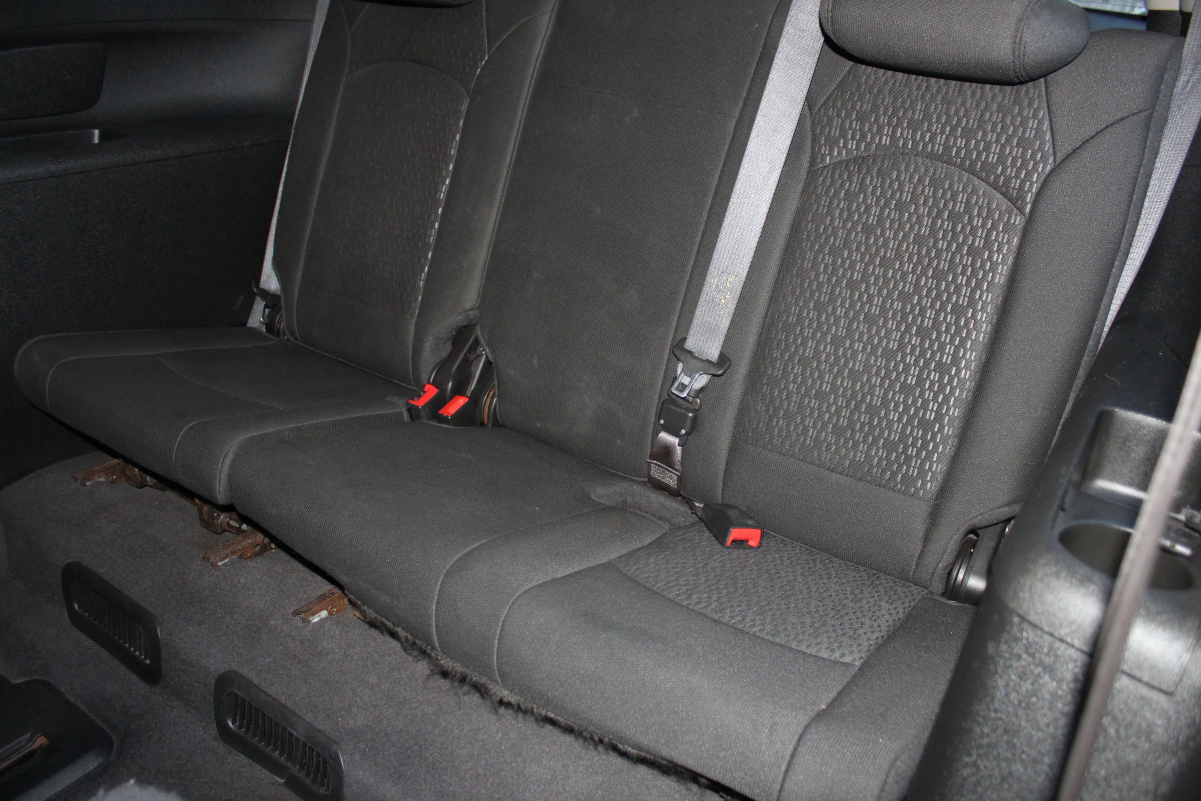 Used 2010 GMC Acadia SLE image 14