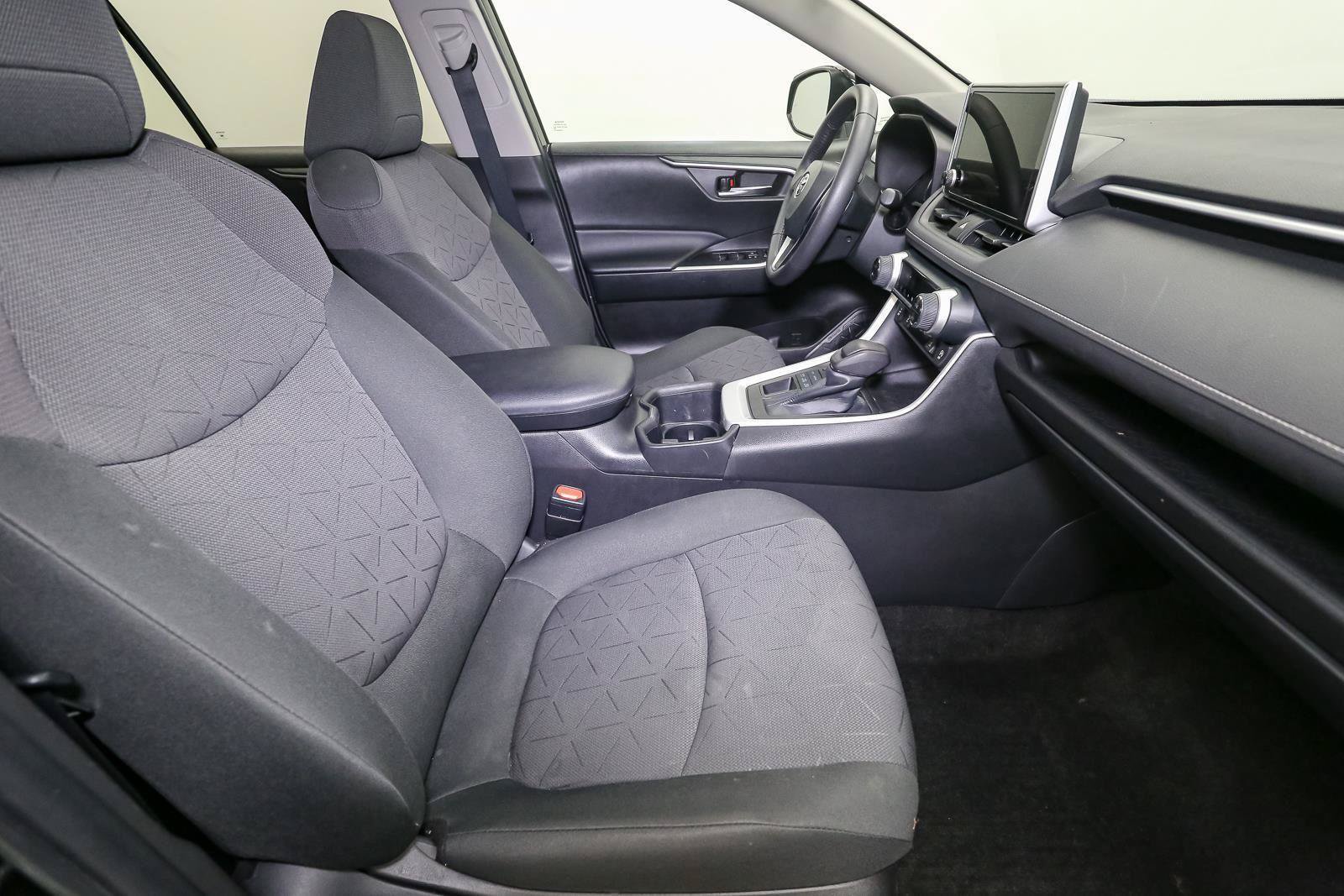 Used 2023 Toyota RAV4 XLE w/ Convenience Package AWD/4WD image 19