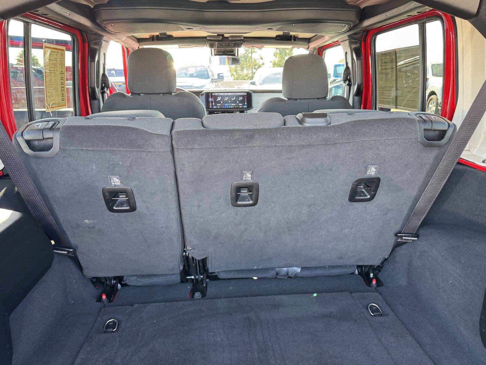 Certified 2025 Jeep Wrangler Unlimited Sport AWD/4WD image 24