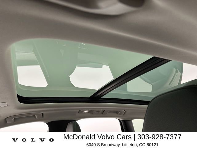 Certified 2025 Volvo XC60 B5 Plus w/ Climate Package AWD/4WD image 22