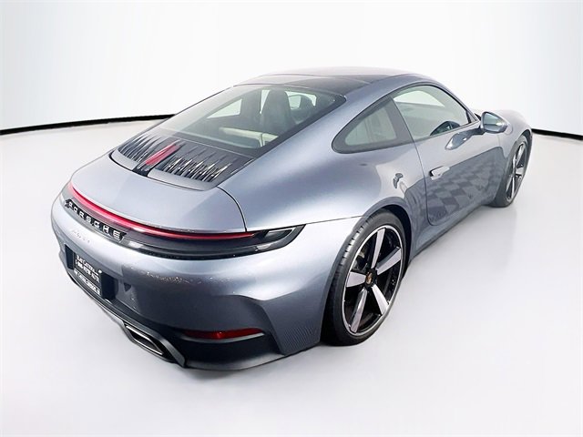 Used 2025 Porsche 911 Carrera image 9