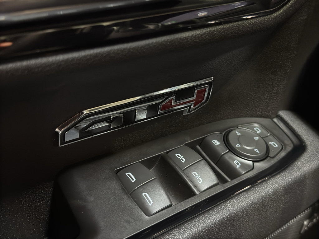 Used 2025 GMC Sierra 1500 AT4 w/ AT4 Premium Package image 39