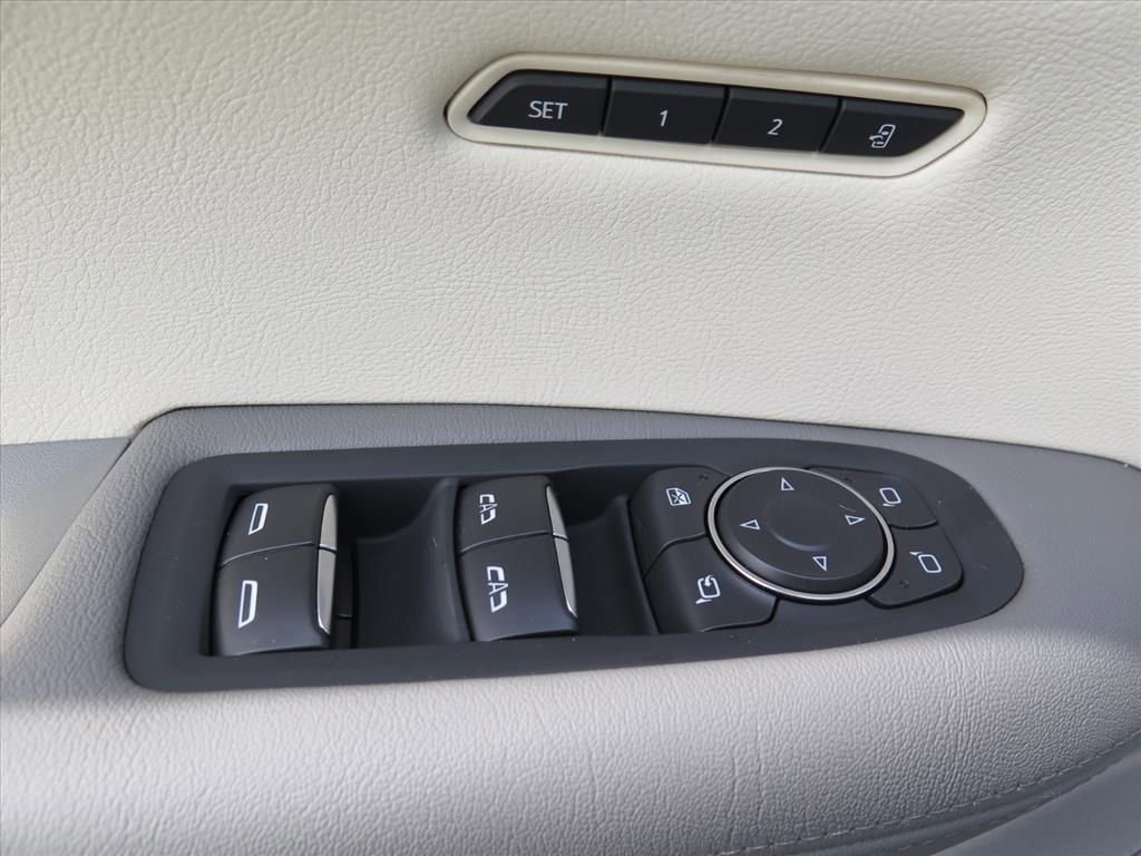 New 2025 Cadillac XT5 Premium Luxury w/ Technology Package image 11