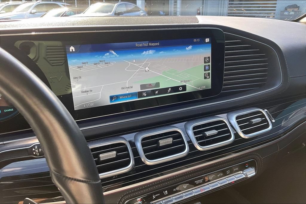 Certified 2021 Mercedes-Benz Maybach GLS 600 4MATIC image 3
