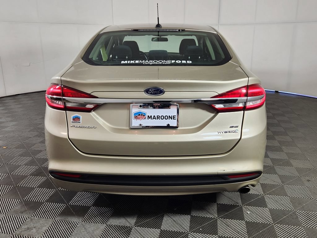 Used 2017 Ford Fusion SE FWD image 6