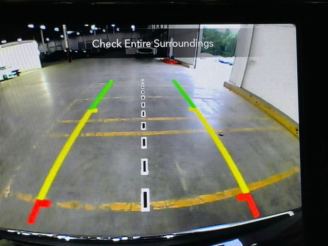 Used 2021 Jeep Grand Cherokee Limited image 10