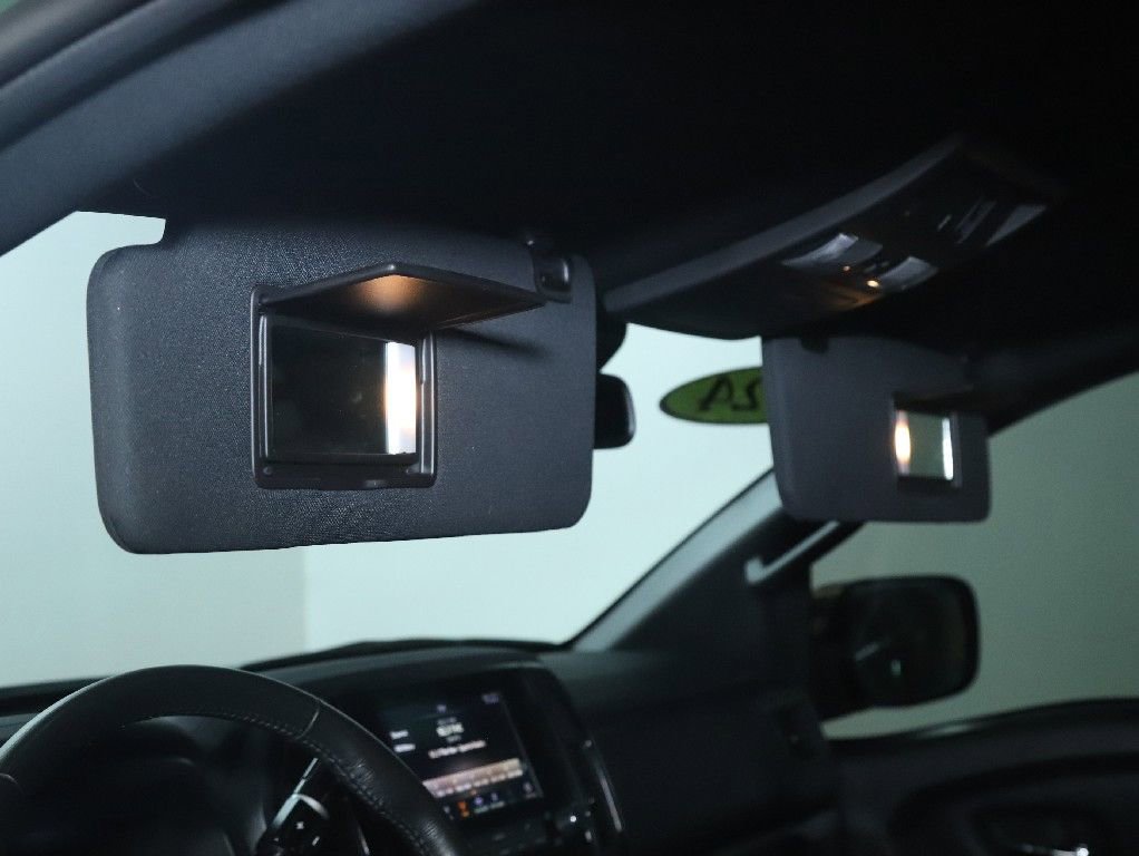 Certified 2024 Nissan Titan SV w/ SV Bronze Edition Package image 21