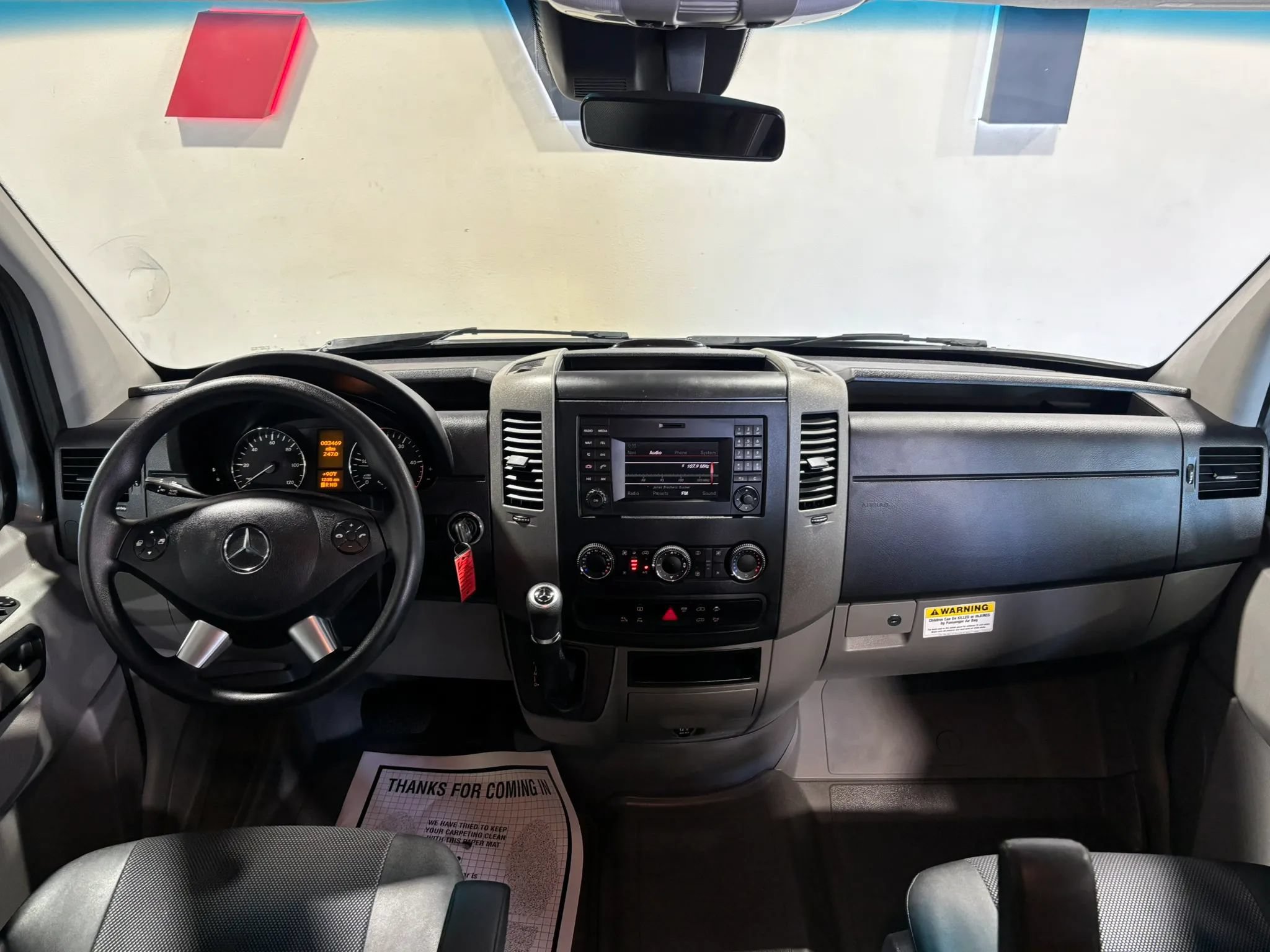 Used 2014 Mercedes-Benz Sprinter 2500 image 12