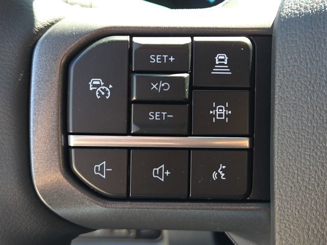 New 2026 Ford F250 Lariat w/ Black Appearance Package image 25