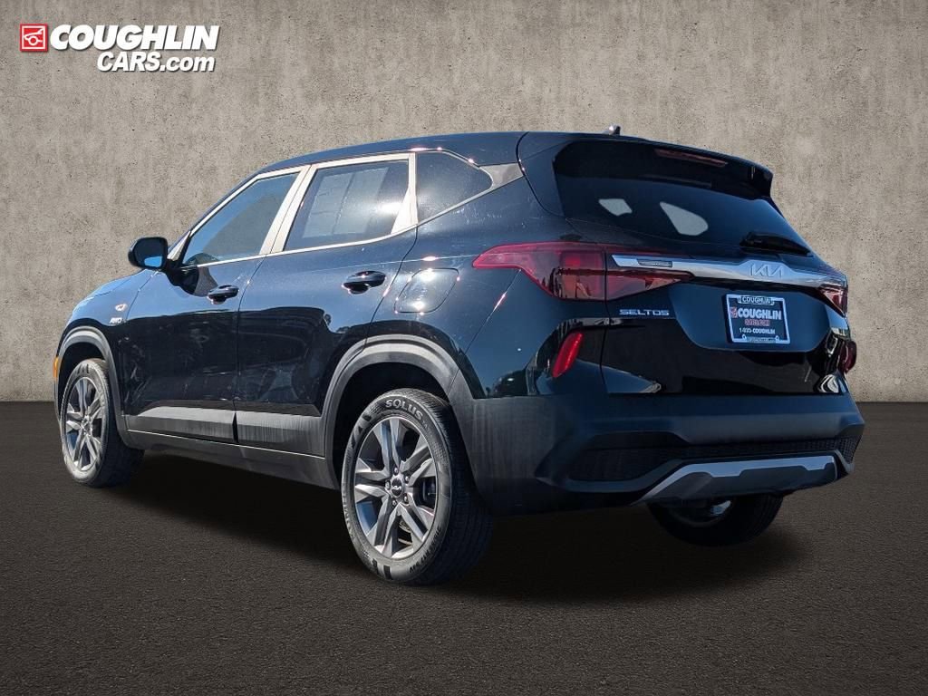 Used 2023 Kia Seltos LX image 5