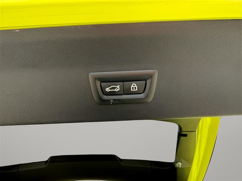 Used 2022 BMW X4 M image 10