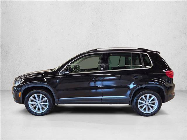 Used 2017 Volkswagen Tiguan Wolfsburg Edition AWD/4WD image 9
